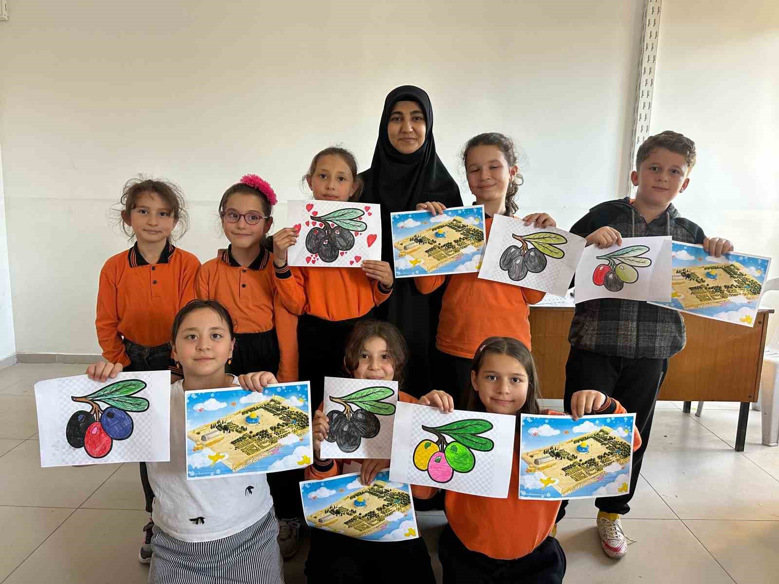 Hisarcıkta Hepimiz Biraz Mescid-i Aksalıyız isimli Anne-Çocuk Atölyesi etkinliği