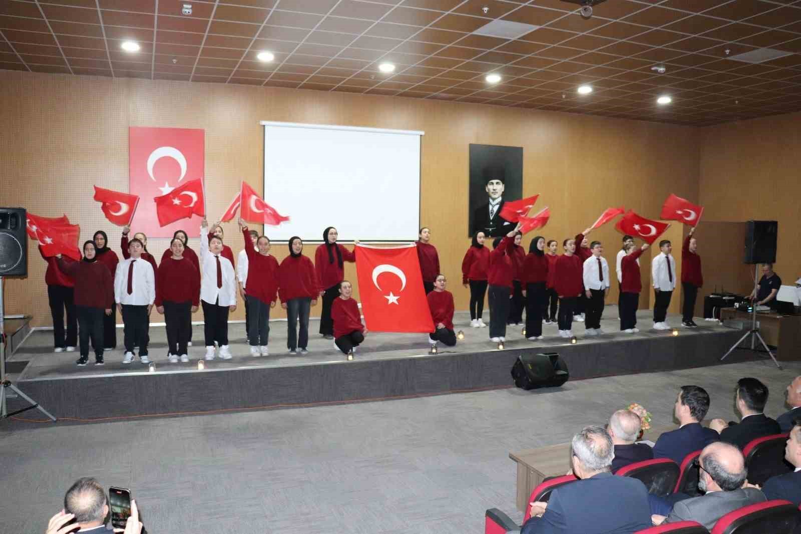 İstiklal Marşının kabulü ve Mehmet Akif Ersoyu anma günü 