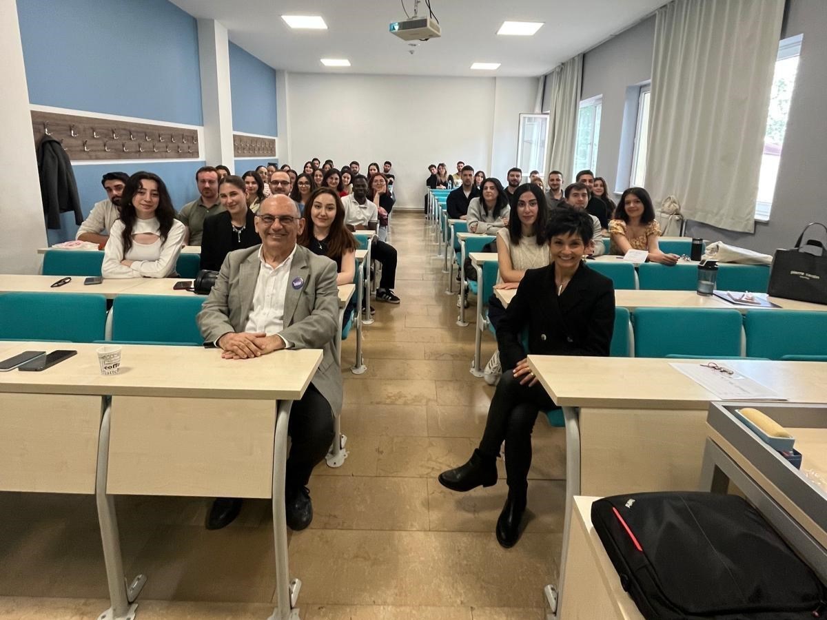 İç Denetim Seminerleri Dersi İİBF öğrencilerini sektörle buluşturdu