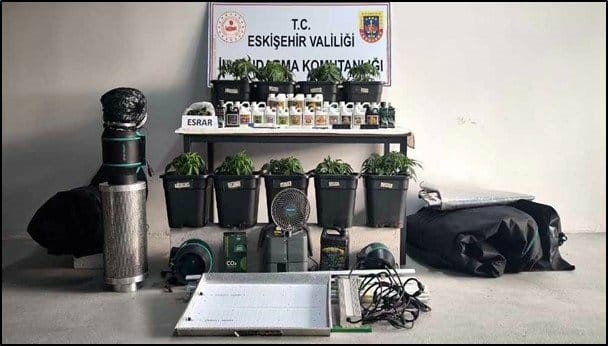 İklimlendirme sistemi kurup kenevir yetiştiren 3 kişi yakalandı