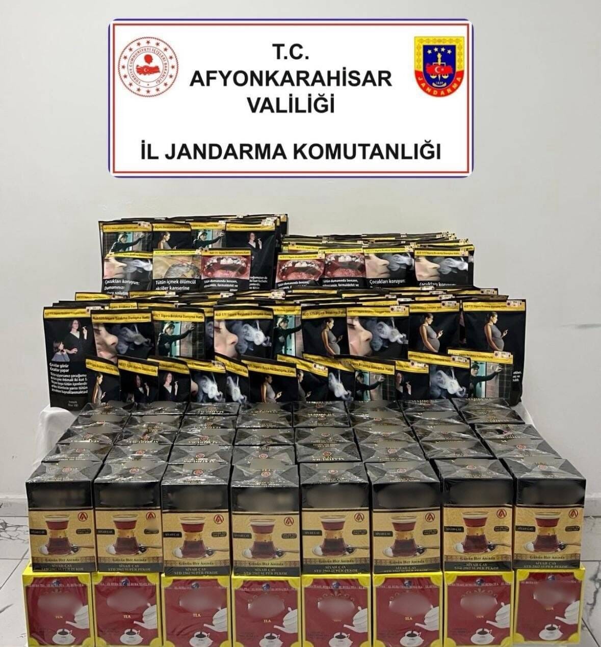 Jandarma kaçak çay ve tütün ele geçirdi