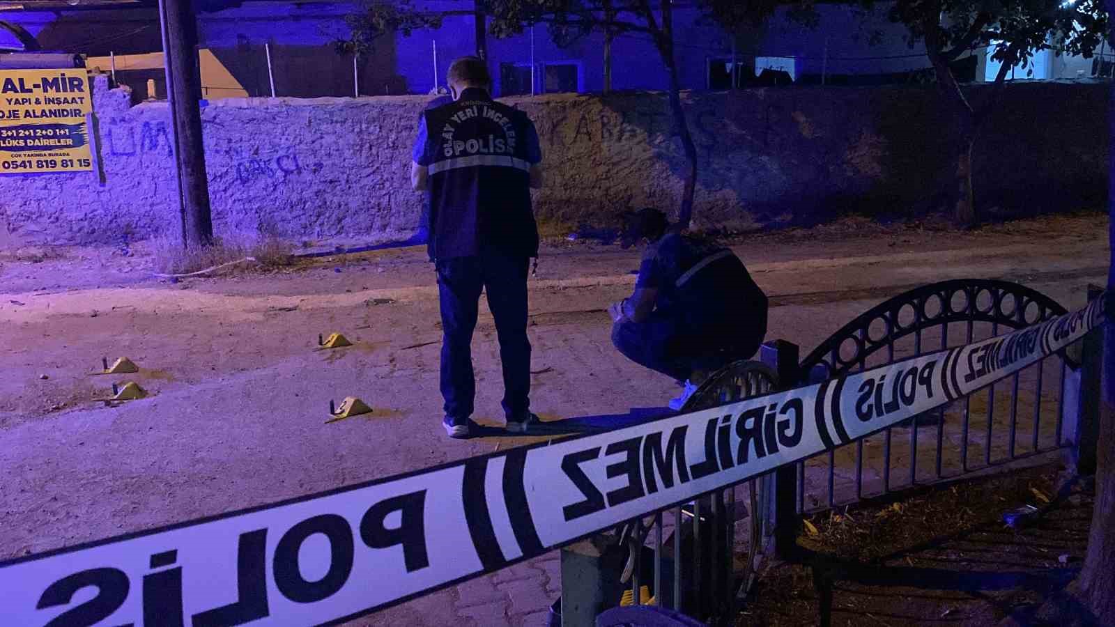 KADESten yardım isteyen kadının evine kurşun yağdı