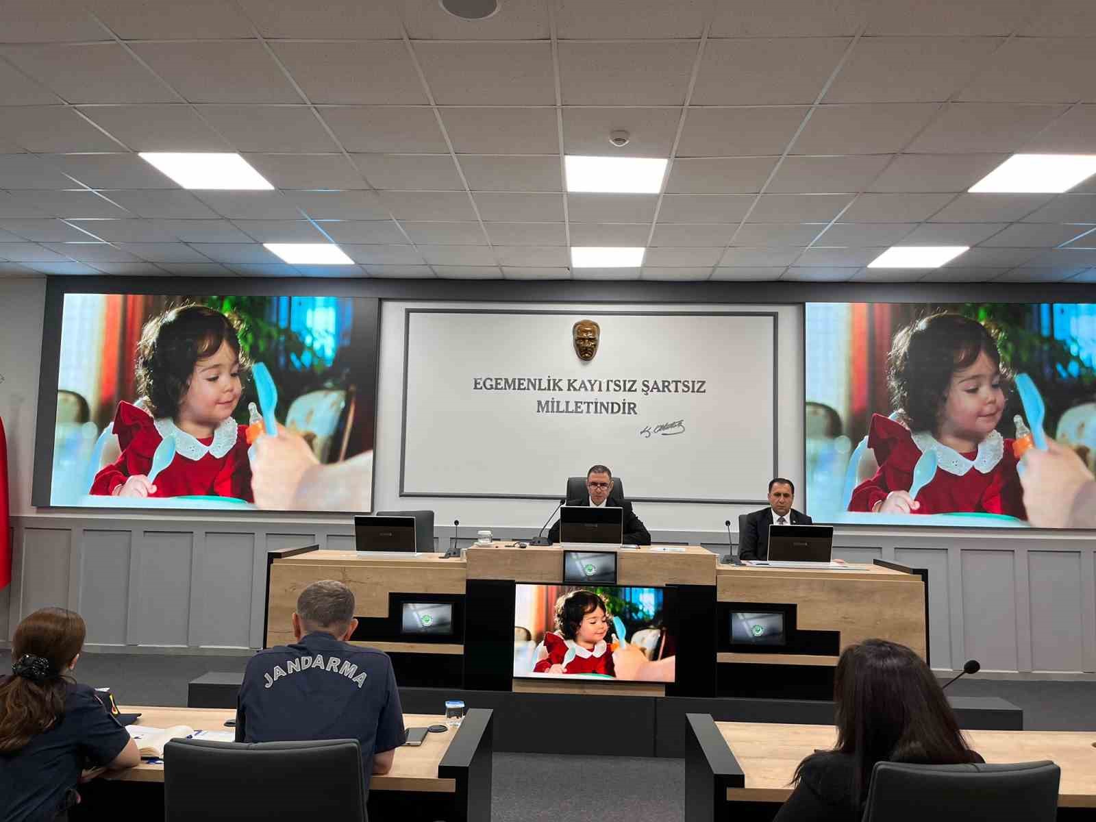 Kadına şiddet ve çocuk koruma konuları Bilecik'te masaya yatırıldı
