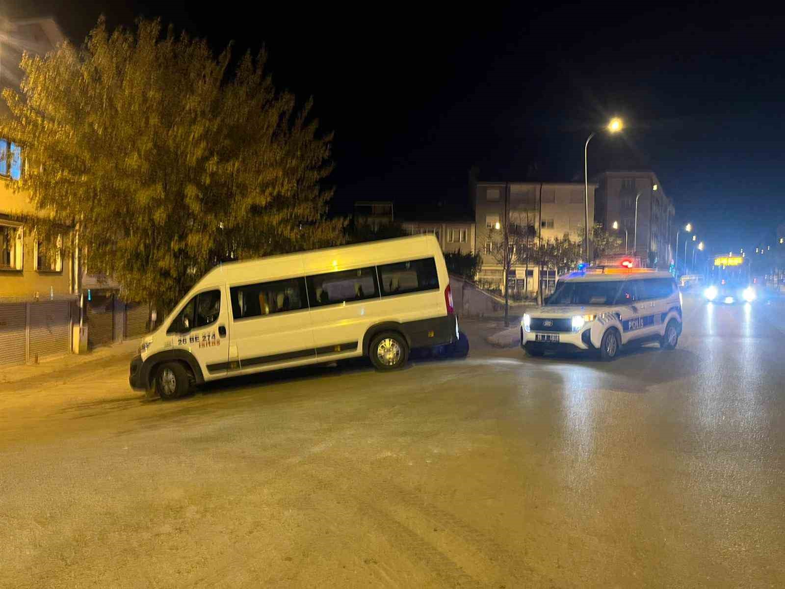 Kafasına taşla vurduğu yeğenini yaraladı, olay yerinden kaçtı