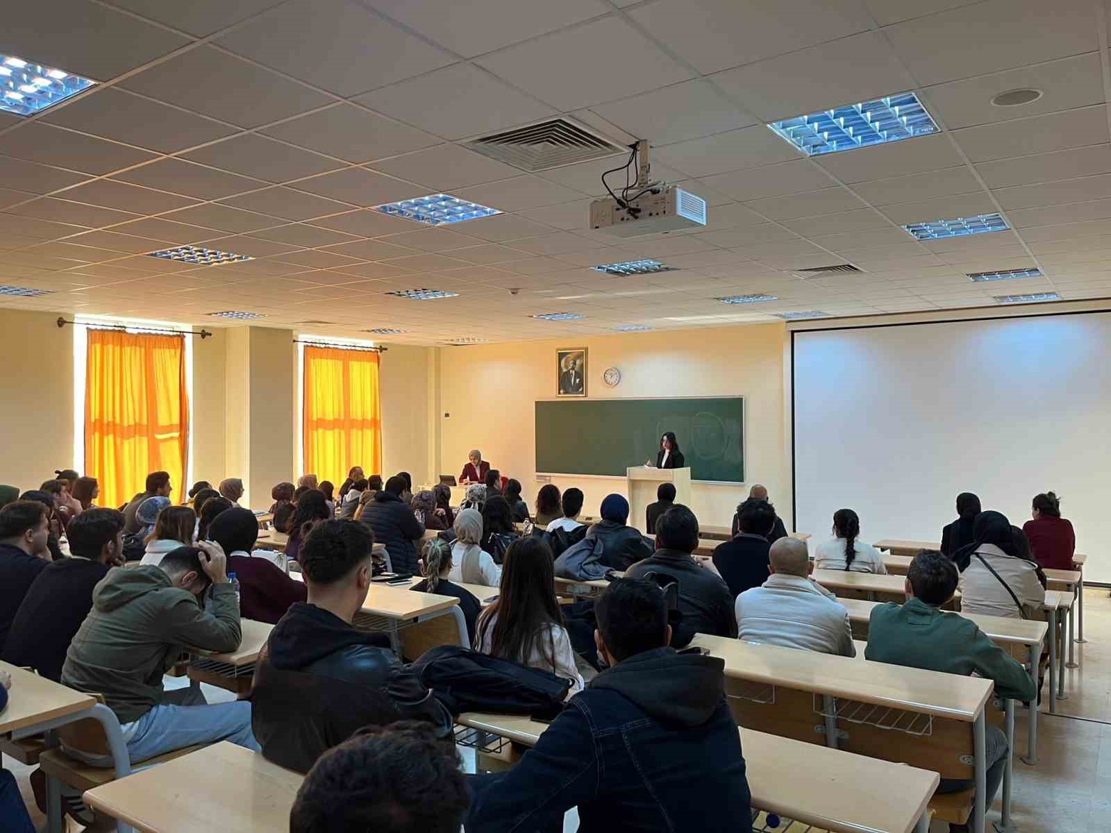 Kaymakam Kılıç, BŞEÜ öğrencileri ile deneyimlerini paylaştı