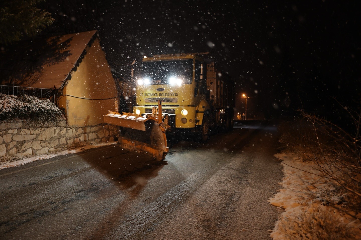 Kütahya Belediyesi kış mesaisine başladı