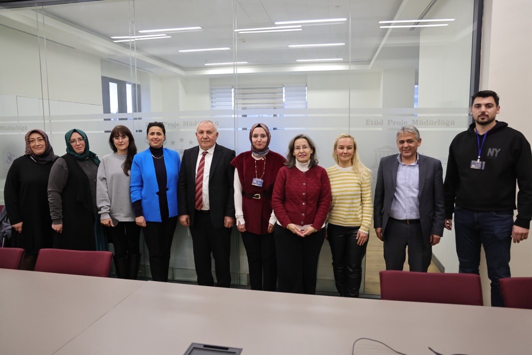 Kütahya Belediyesinden uluslararası eğitim projelerine destek