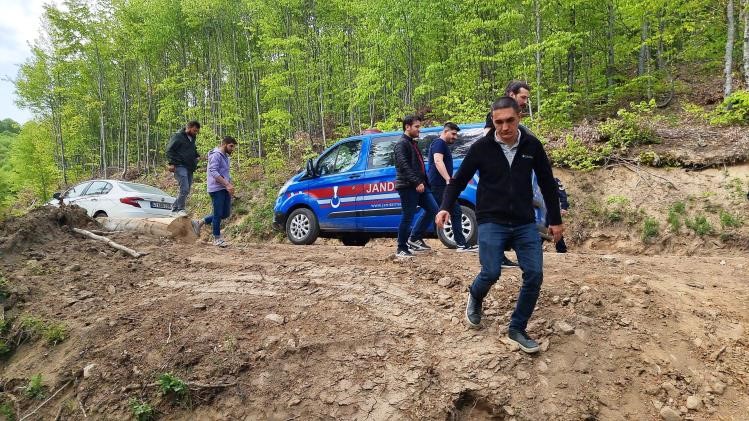 Kütahya Domaniçte 4 gündür haber alınamayan esnafı arama çalışmaları sürüyor