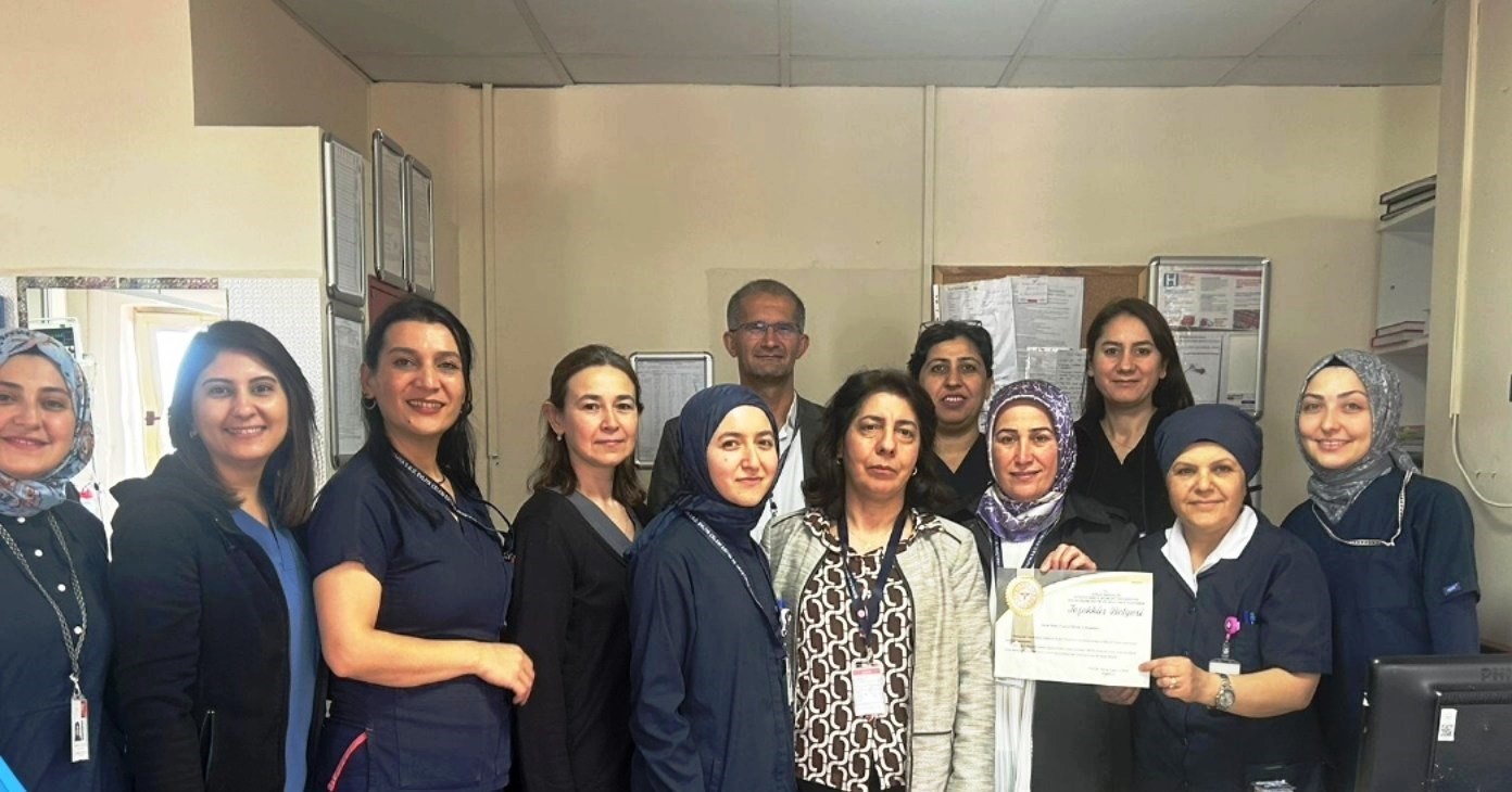 Kütahya Evliya Çelebi Eğitim ve Araştırma Hastanesinin İnme Ünitesine teşekkür belgesi