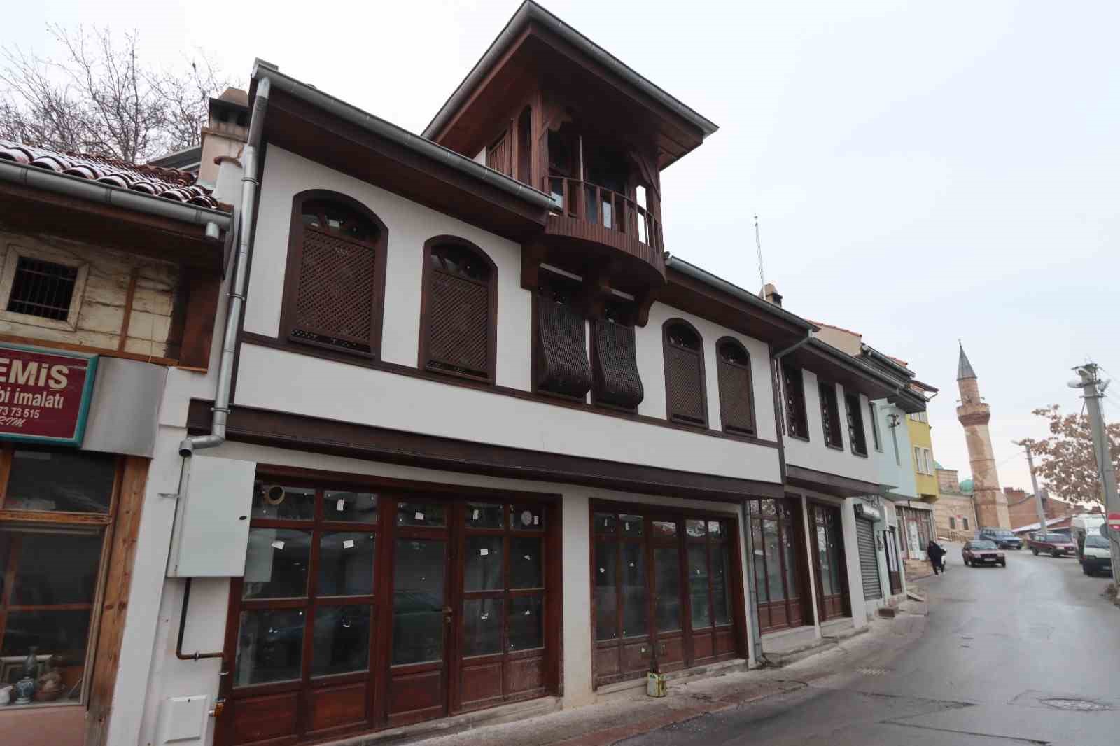 Kütahya İl Özel İdaresinden kültür ve sanata yeni mekânlar