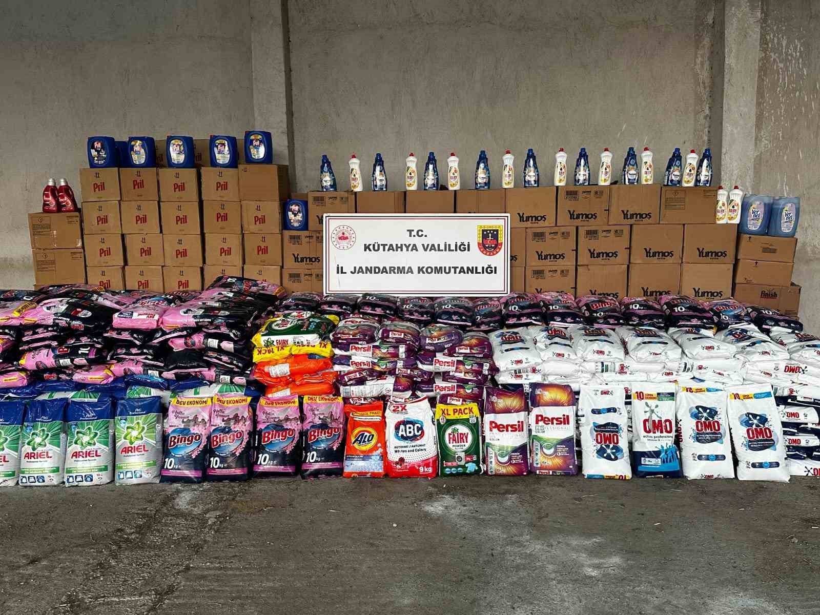 Kütahyada 1 Milyon 470 bin TL değerinde sahte markalı deterjan ele geçirildi