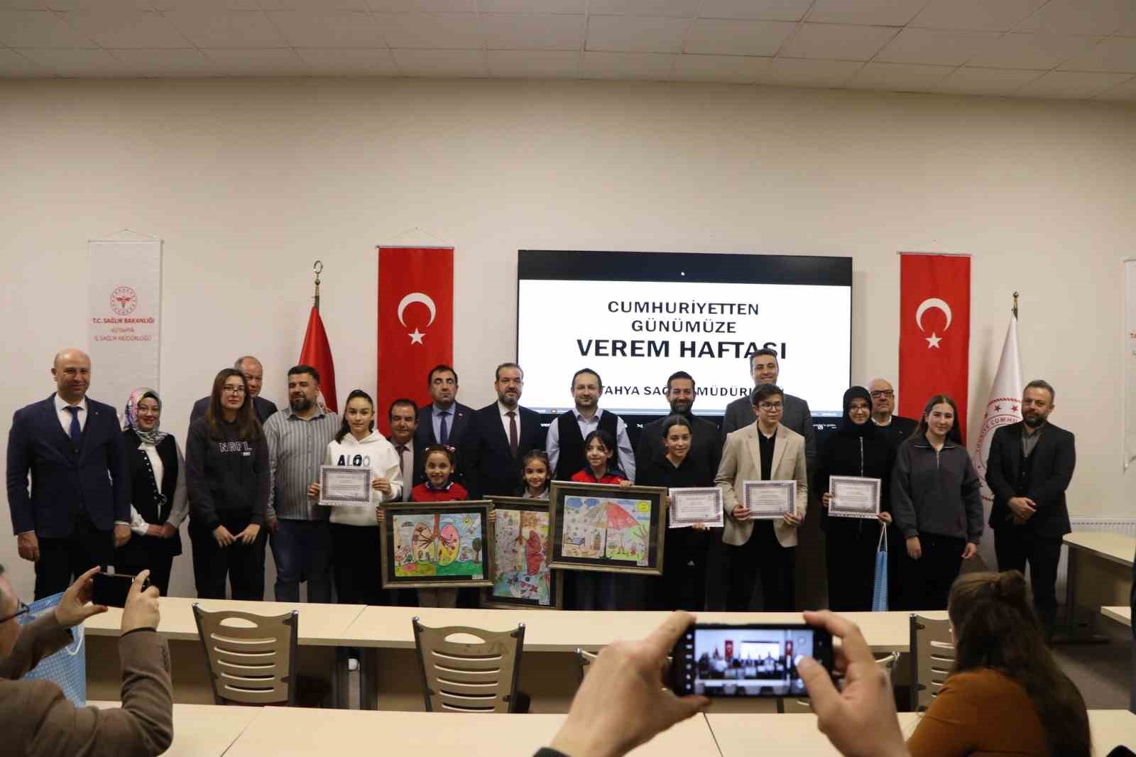 Kütahyada 79. Verem Eğitimi ve Farkındalık Haftası Ödülleri sahiplerini buldu