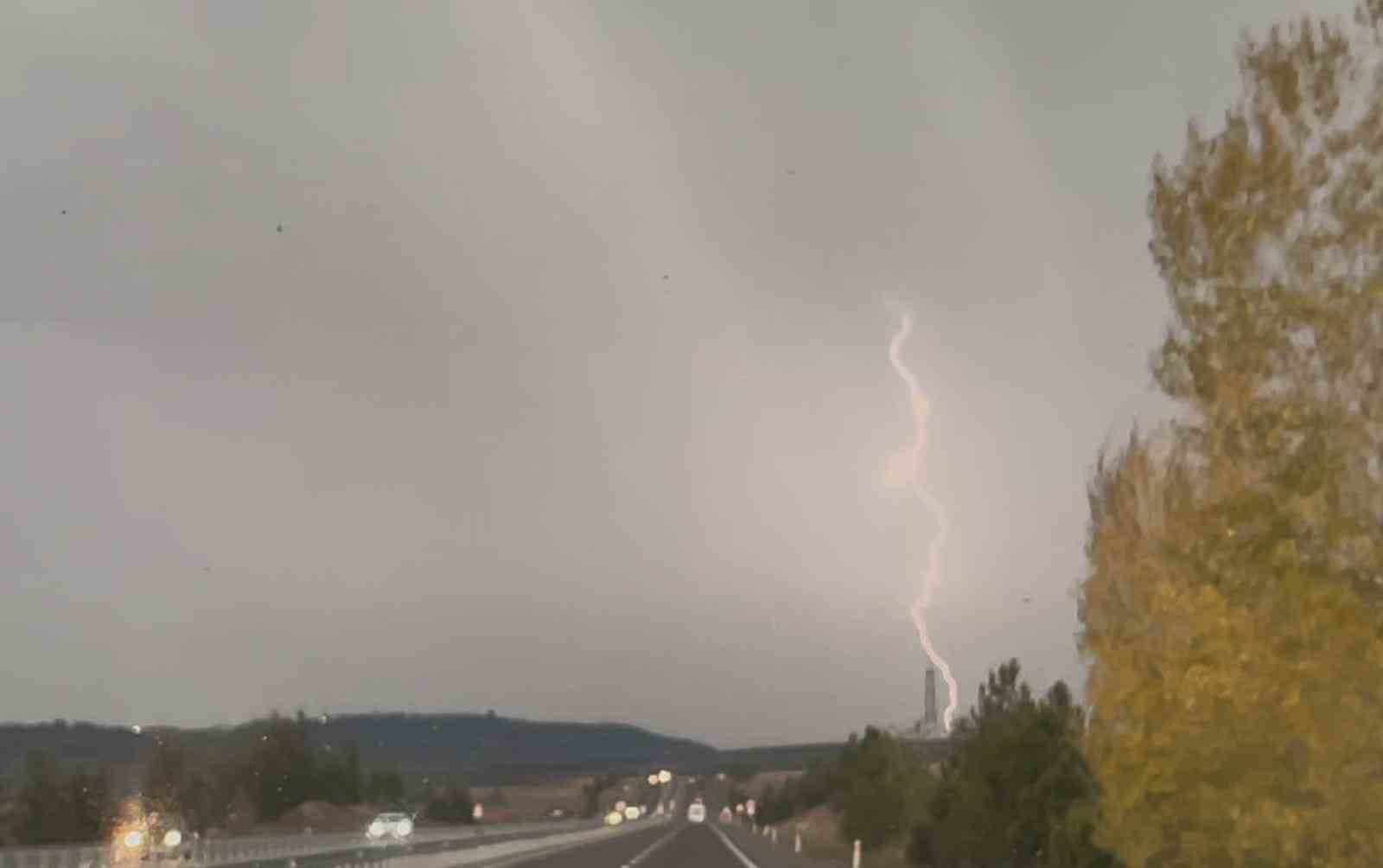 Kütahyada dolu yağışı etkili oldu