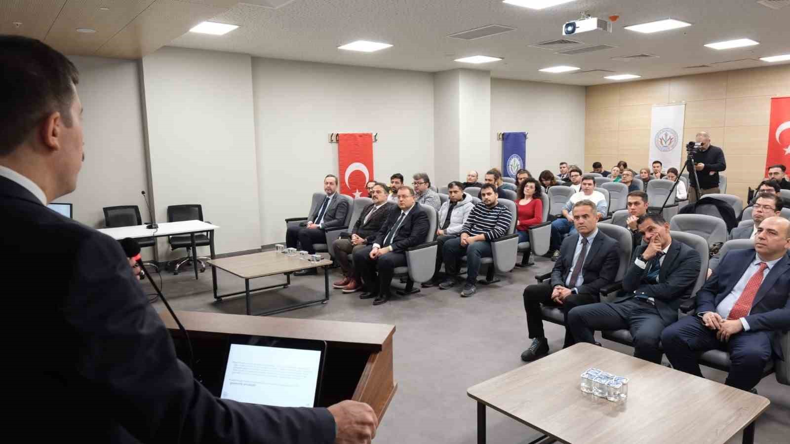 Kütahya'da Fıtık Cerrahi Günleri etkinliği düzenlendi