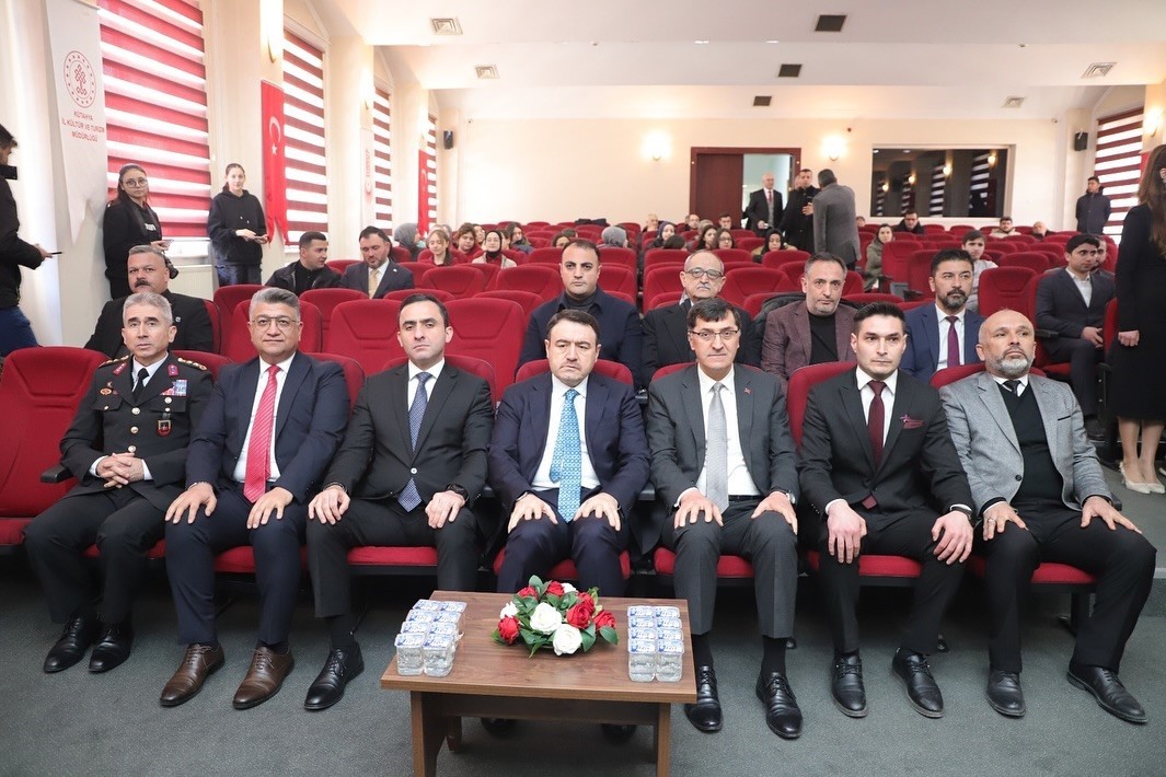 Kütahyada Hocalı soykırımı şehitleri vefa ile anıldı