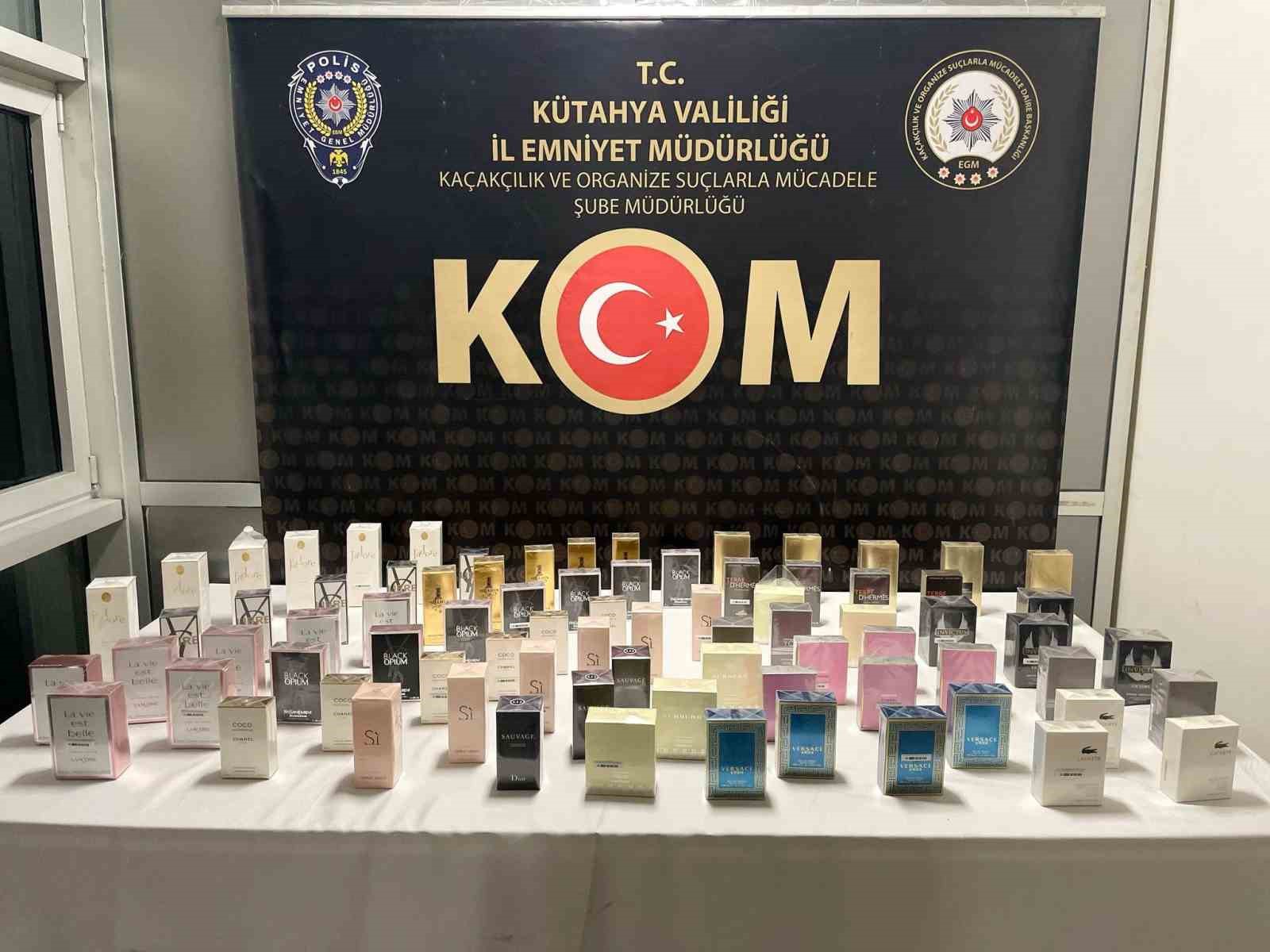Kütahyada kaçak parfüm operasyonu