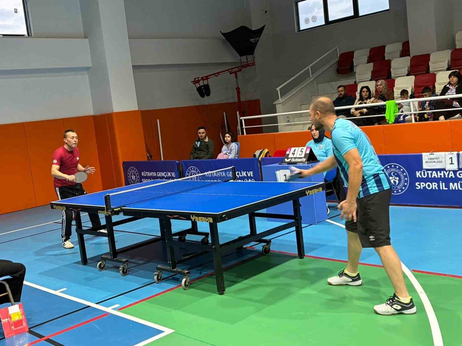 Kütahyada masa tenisi heyecanı
