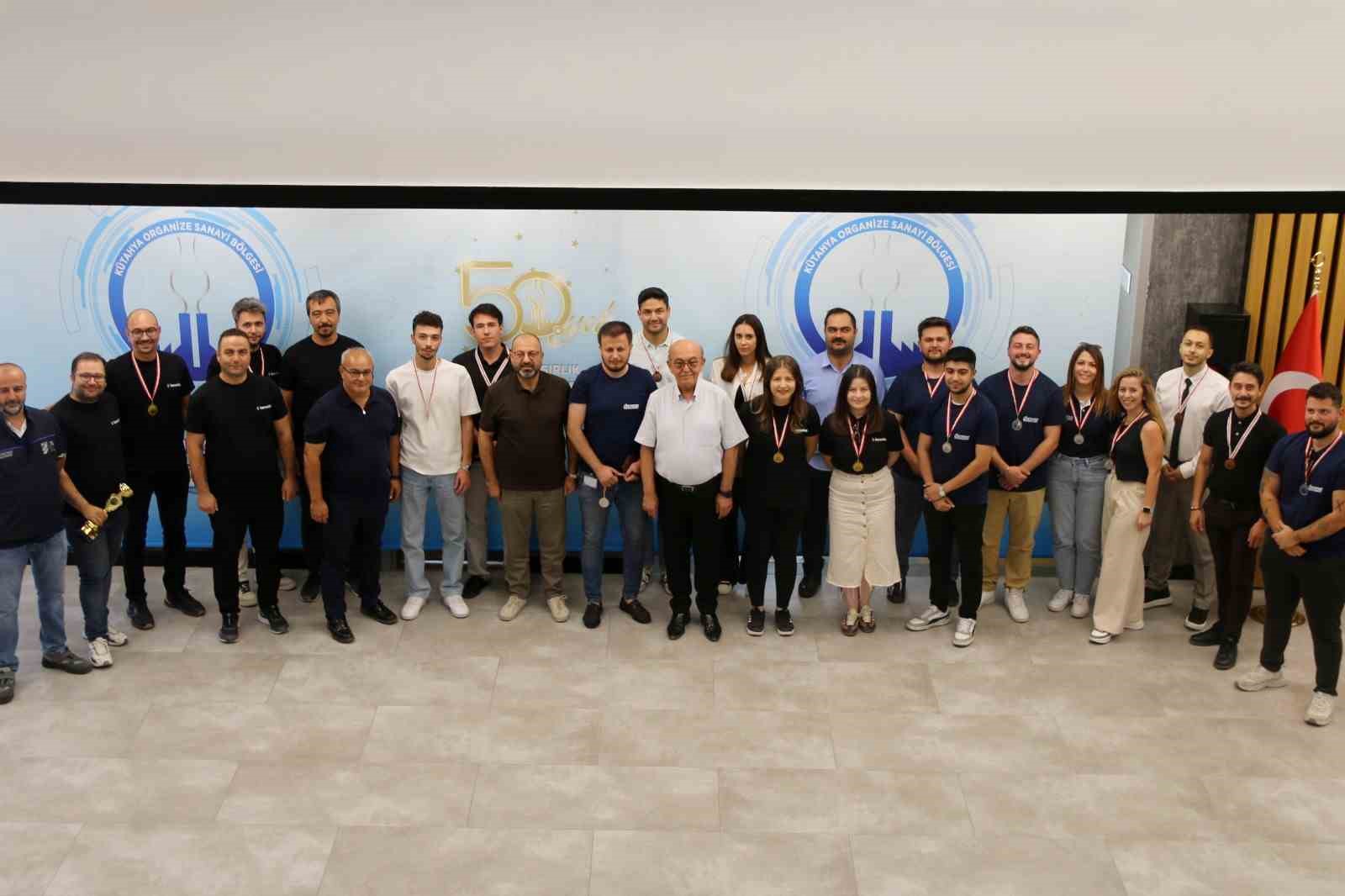 Kütahyada OSB Firmalar Arası Voleybol Turnuvası sona erdi