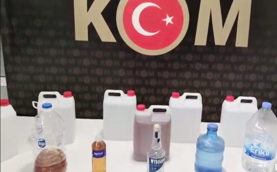 Kütahyada sahte içki operasyonu, 50 litre alkol ele geçirildi