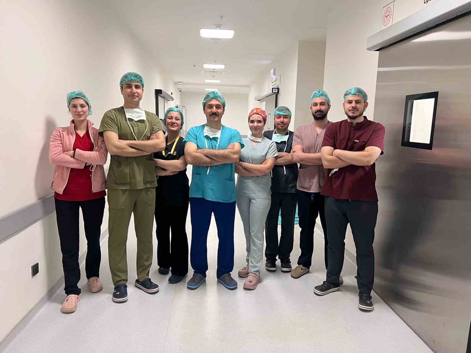 Kütahya'da ses teli felcine kalıcı çözüm