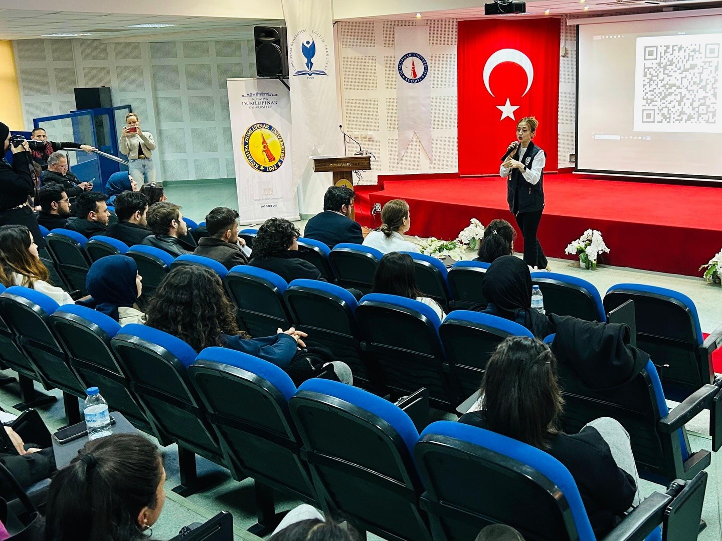 Kütahyada siber güvenlik seminerleri aralıksız sürüyor