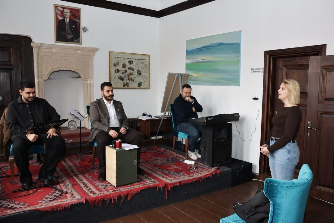 Kütahyada Türk Halk Müziği Yetenek Sınavı düzenlendi