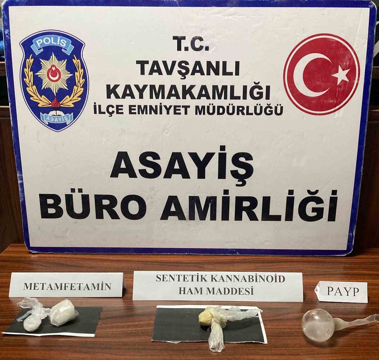 Uyuşturucu operasyonu: 3 gözaltı