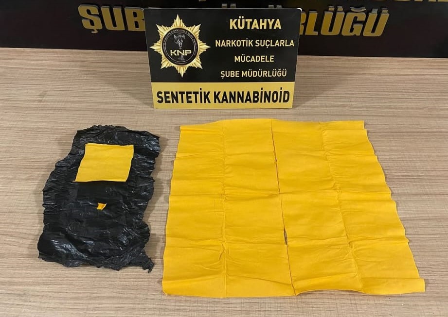 Kütahyada uyuşturucu operasyonu: 6 bin 143 içimlik bonzai ele geçirildi