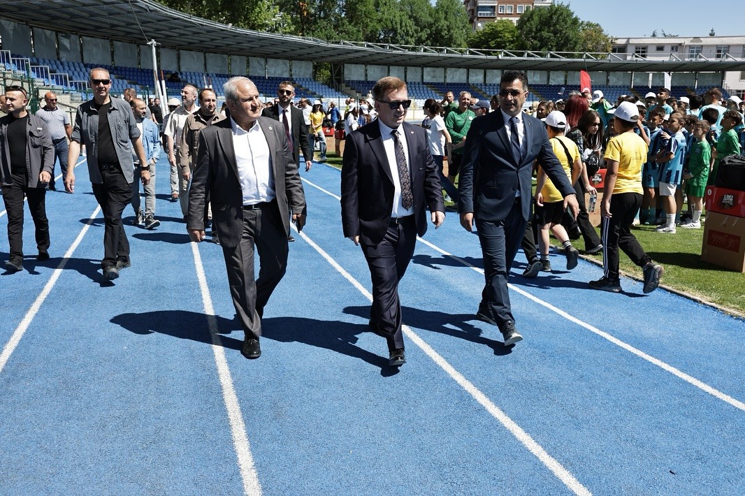 Kütahyada Yaz Spor Okulları coşkuyla açıldı