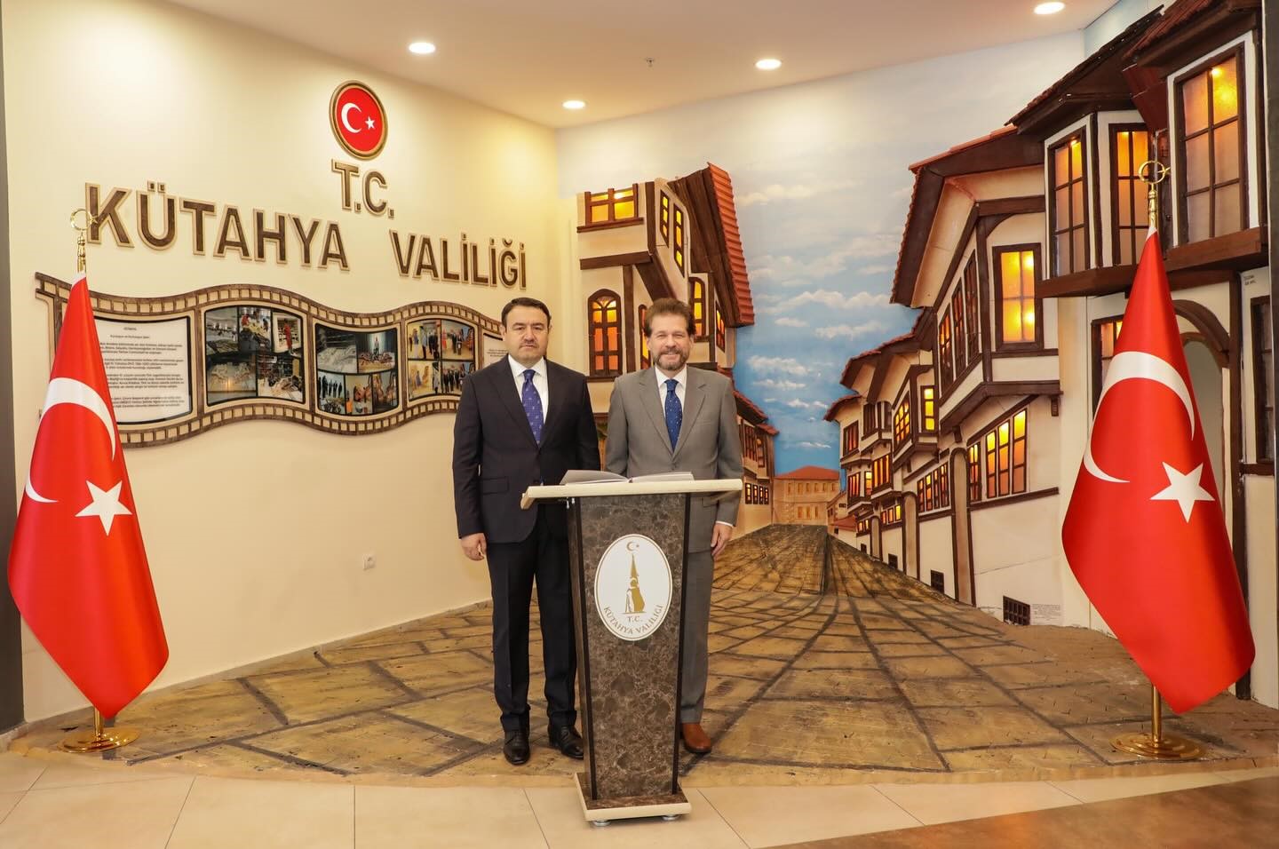 Kuzey Makedonya Büyükelçisi Manasijevskiden Kütahya'ya ziyaret