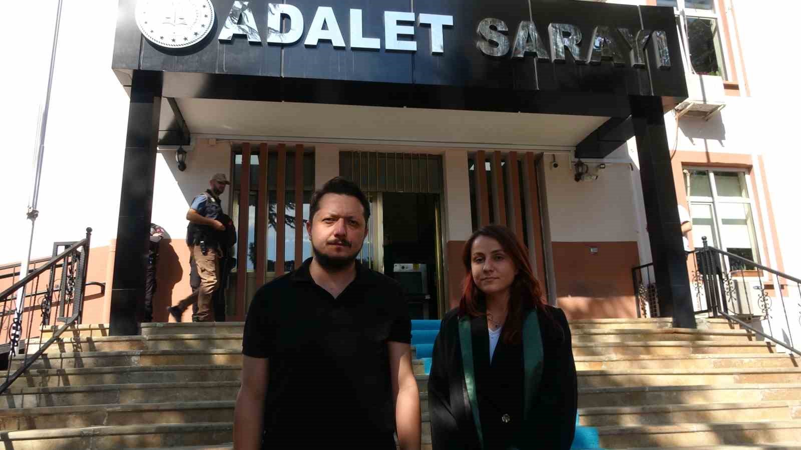 Mahkeme salonu karıştı: Eşi ve çocuğu ölen baba dışarı atıldı