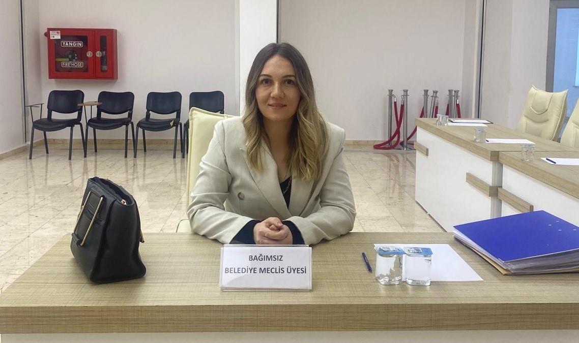 MHP'li meclis üyesi partisinden istifa etti