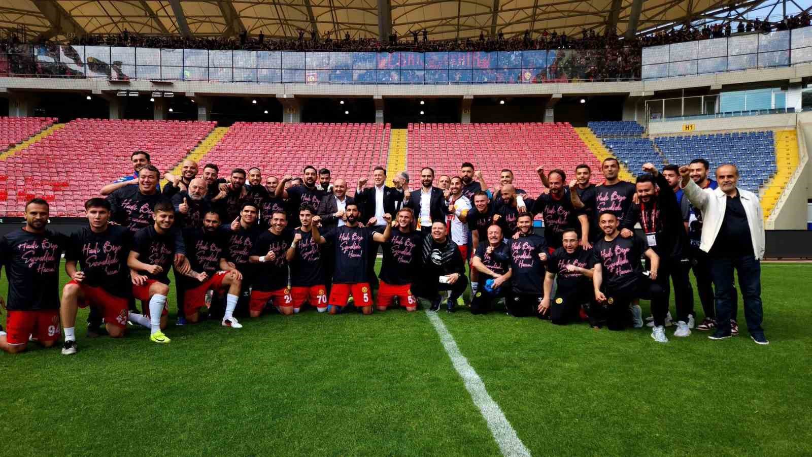 Milletvekili Hatipoğlu: Tarih yazdınız, Eskişehirsporum!