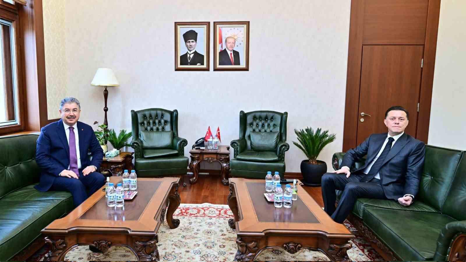 Milletvekili Hatipoğlu'ndan Vali Yılmaz'a hayırlı olsun ziyareti