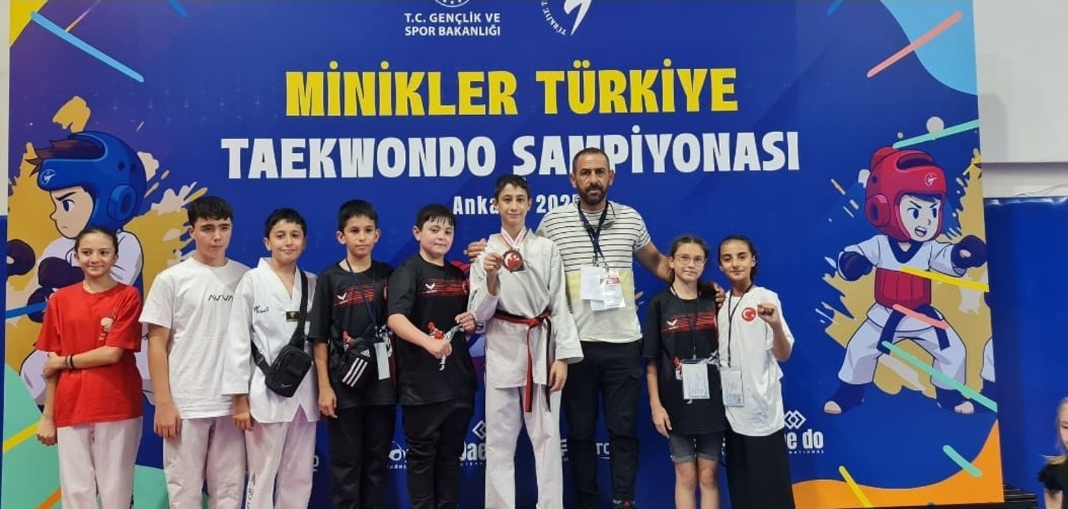 Minik taekwondocular Ankaradan dereceyle döndü
