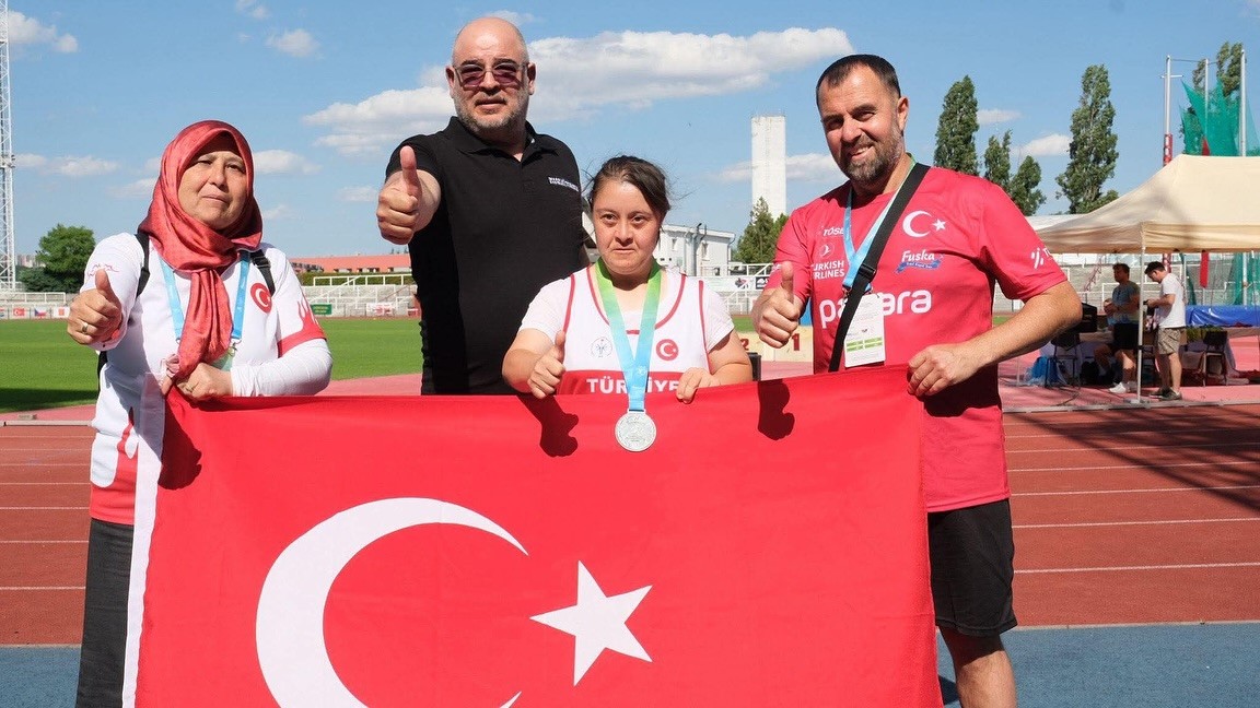 Münevvere Yılmaz'dan Avrupa'da madalya yağmuru