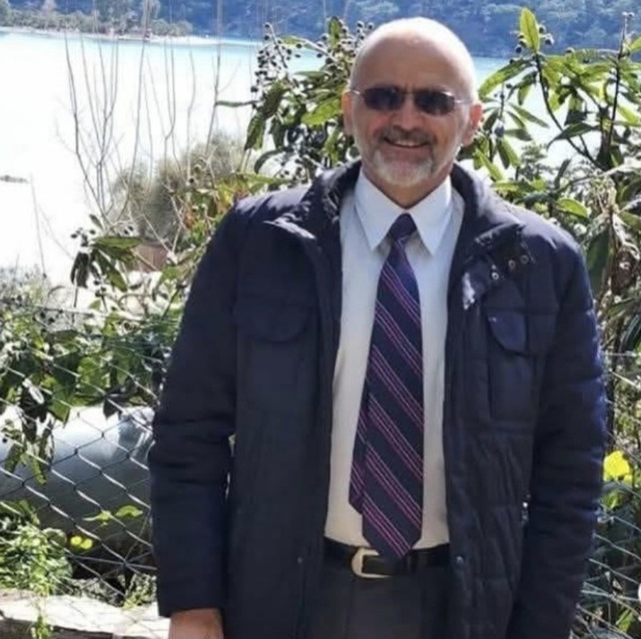 Okul müdürü, voleybol maçında geçirdiği kalp krizi sonucu hayatını kaybetti