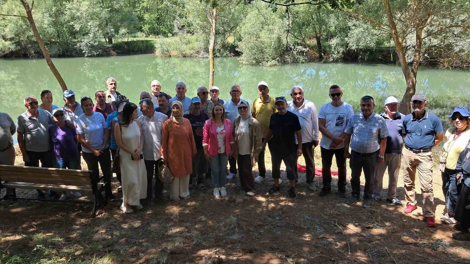 Pazaryerinde karavan rüzgarı: 200den fazla karavan Kınıkta buluştu