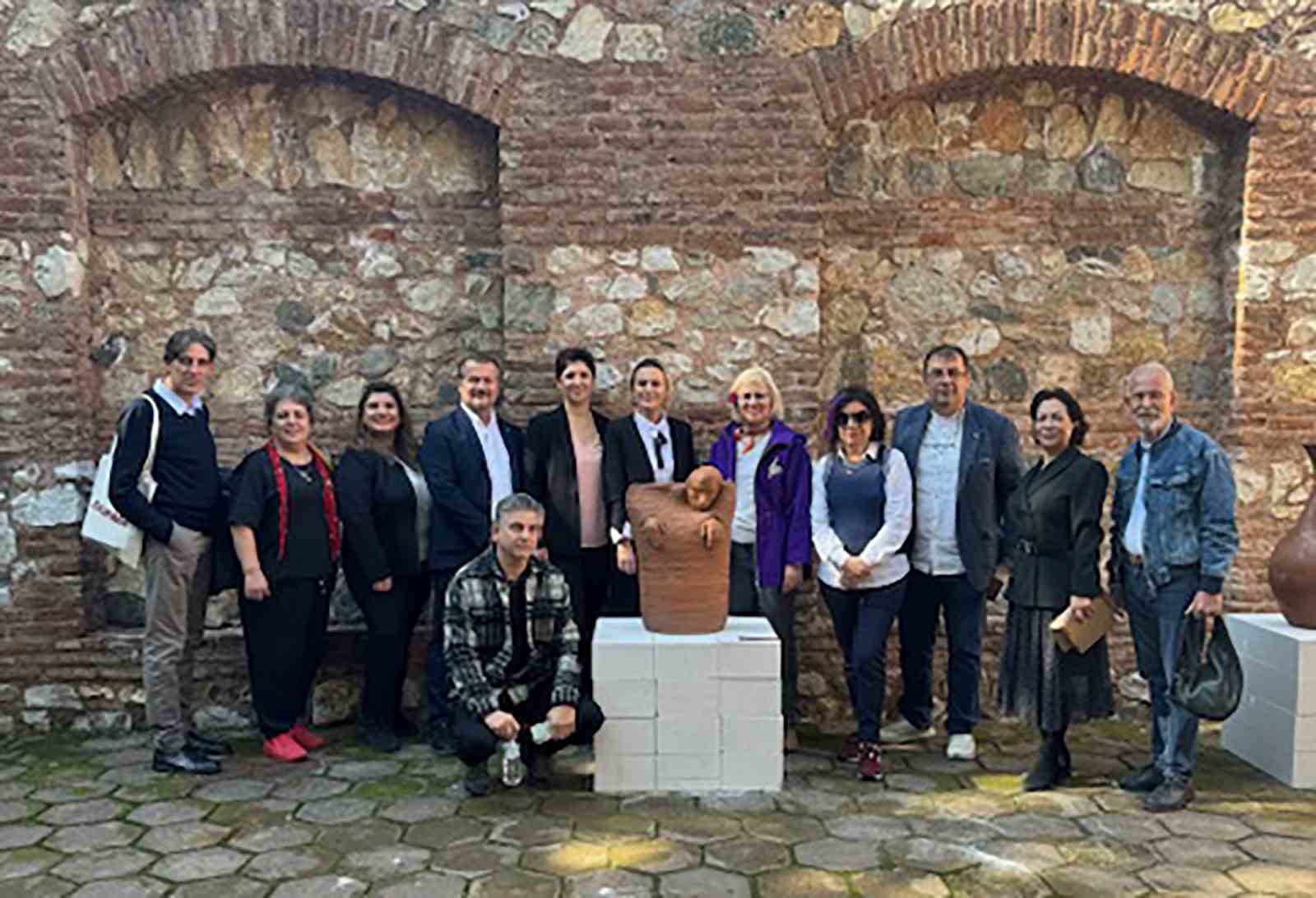 Pişmiş toprak eserleri Bursa'da beğeni topluyor