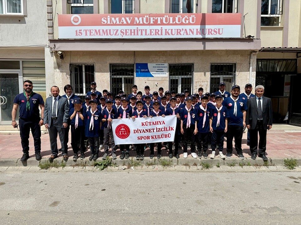 Simav'da hafızlara özel diyanet izcilik kampı