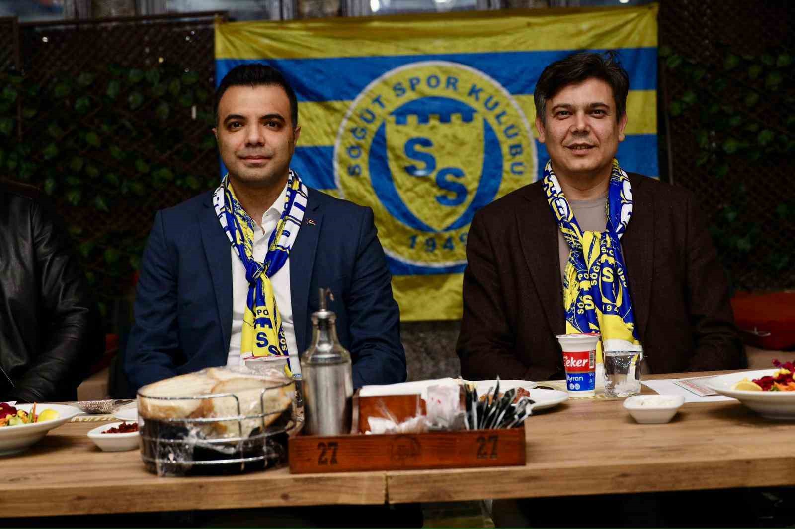 Söğütsporda olağanüstü kongre süreci öncesi birlik ve beraberlik yemeği