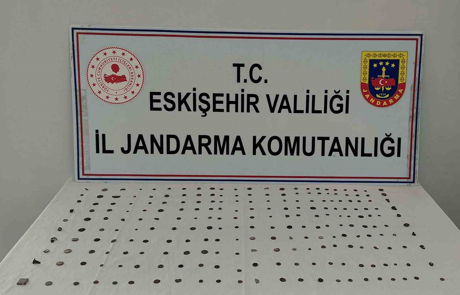 Tarihi eser kaçakçılığı yapan şüpheli yakalandı