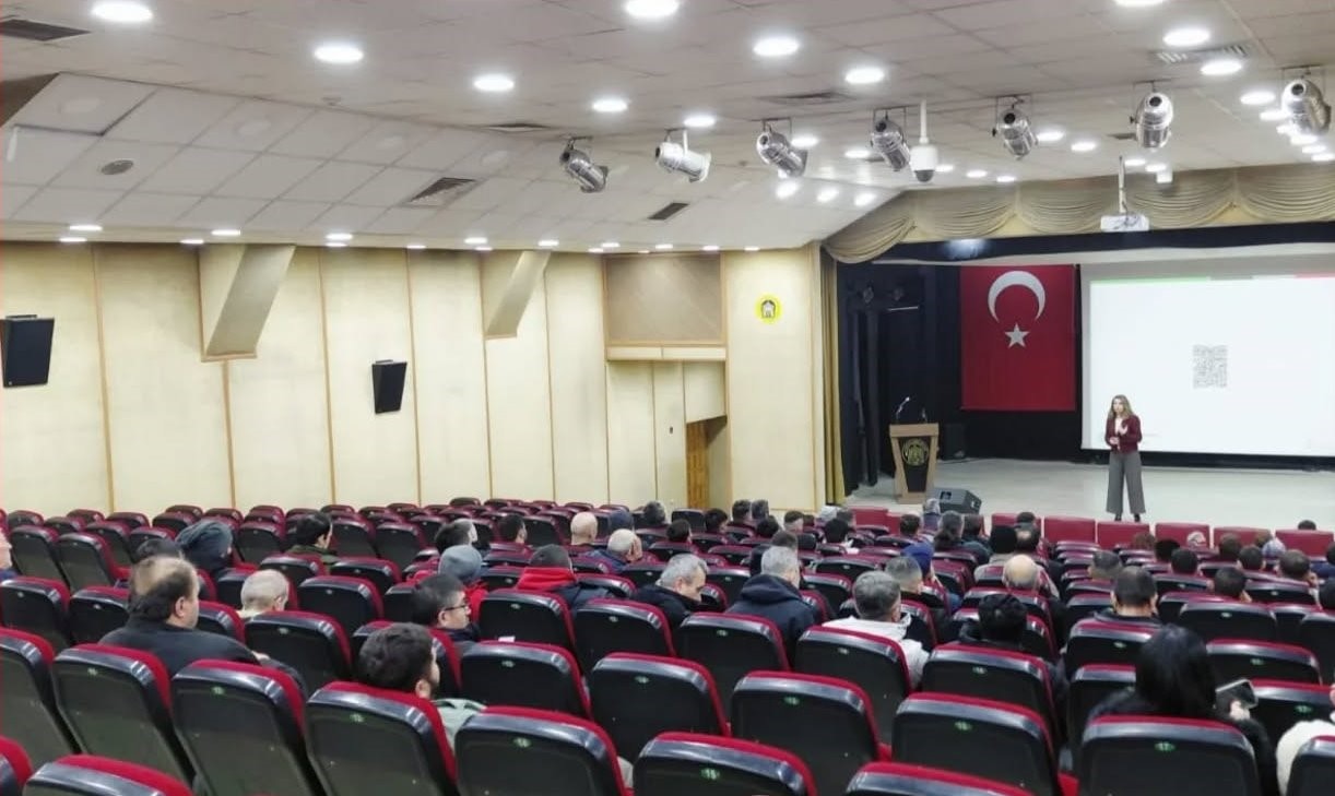 Tavşanlıda Teknoloji Bağımlılığı konulu seminer düzenlendi