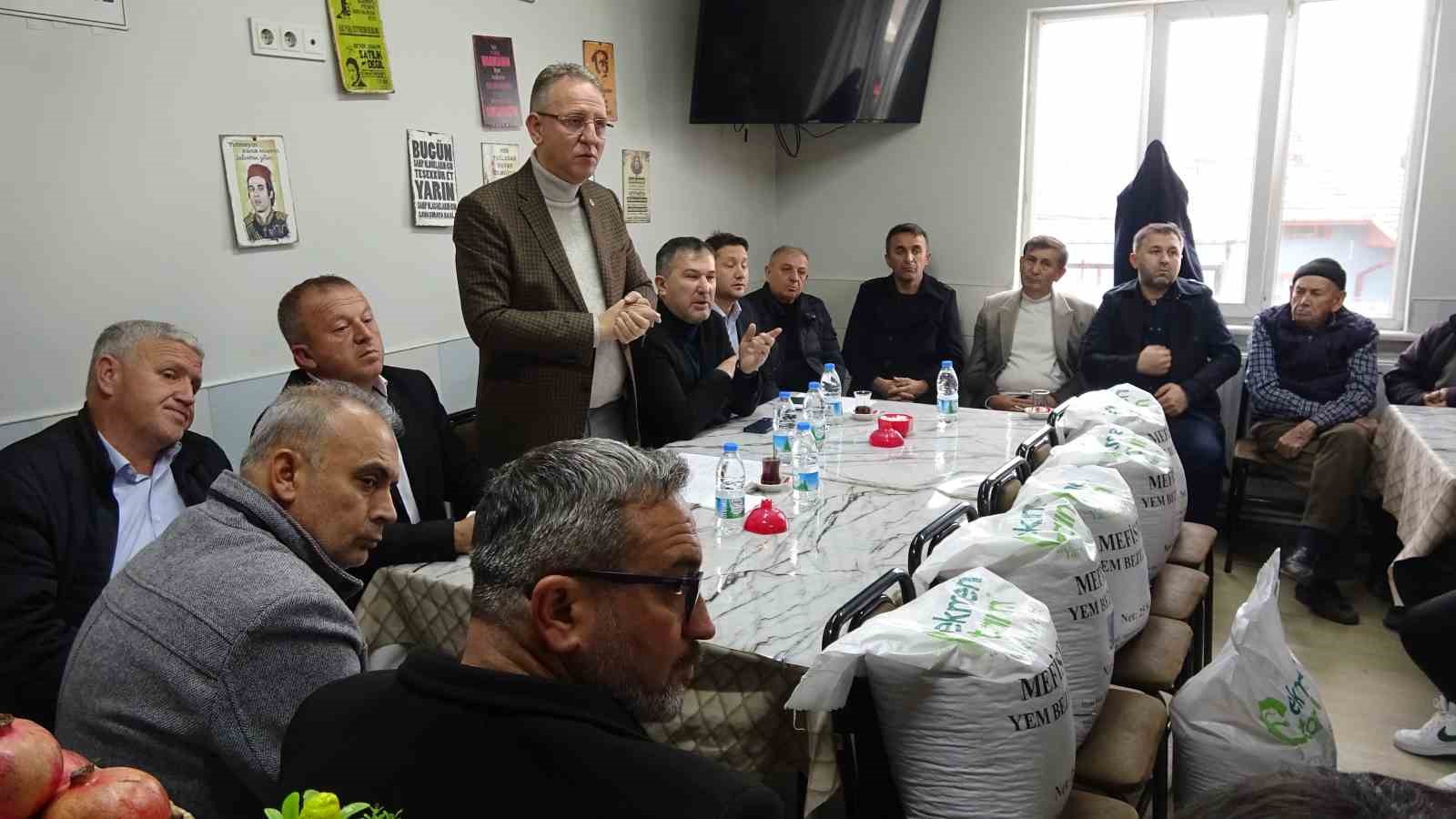 Tavşanlıda üreticilere tohum ve gübre desteği