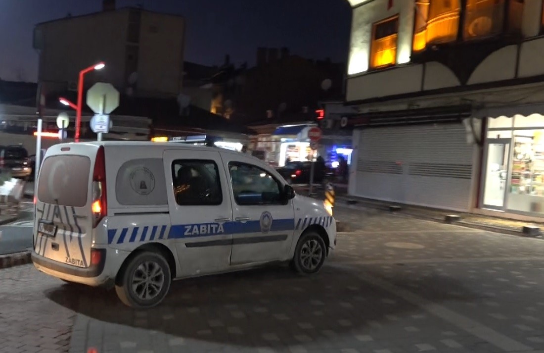 Tavşanlı'da yılbaşında zabıta ekipleri görev başında