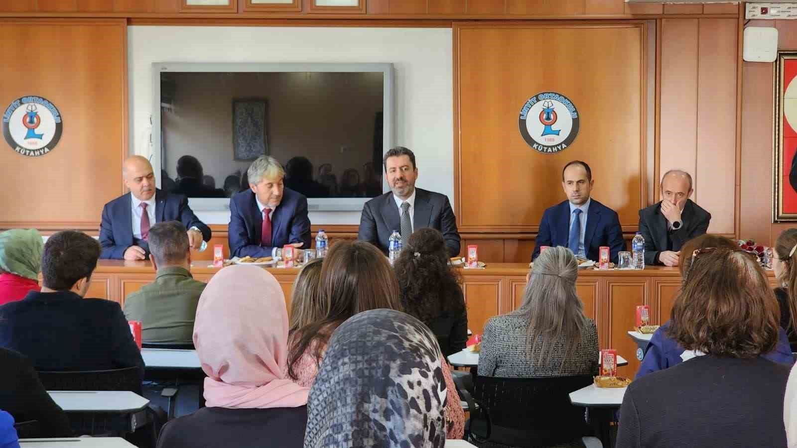 Temel Eğitim Genel Müdürü Savaşçının Kütahya temasları