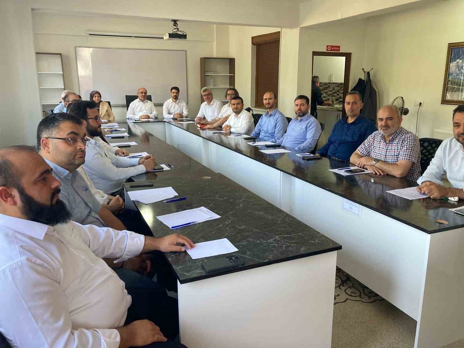 Temmuz ayı ilçe müftüleri toplantısı Kızılörende gerçekleştirildi