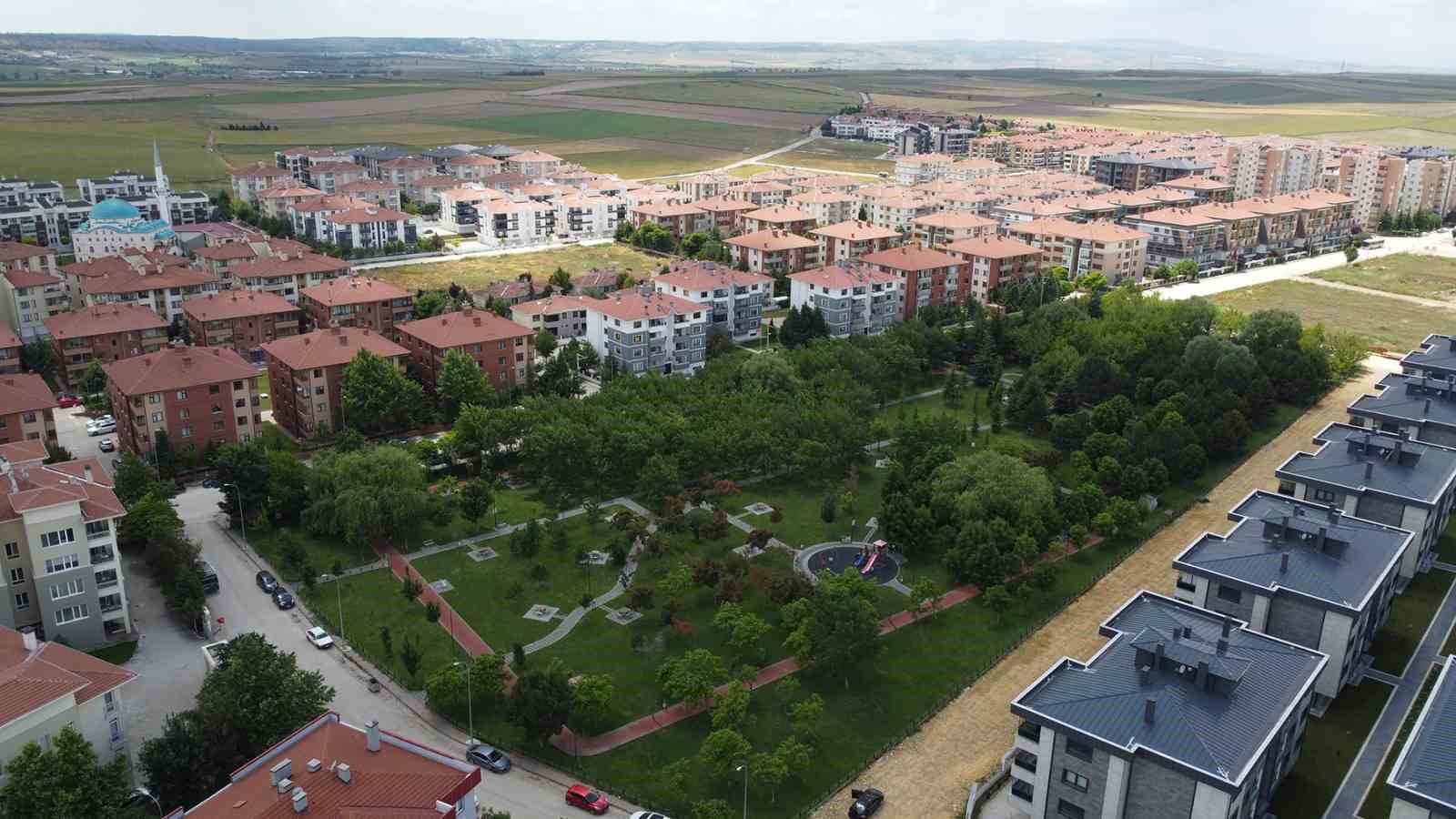 Tepebaşı yeşil alan miktarı artmaya devam ediyor