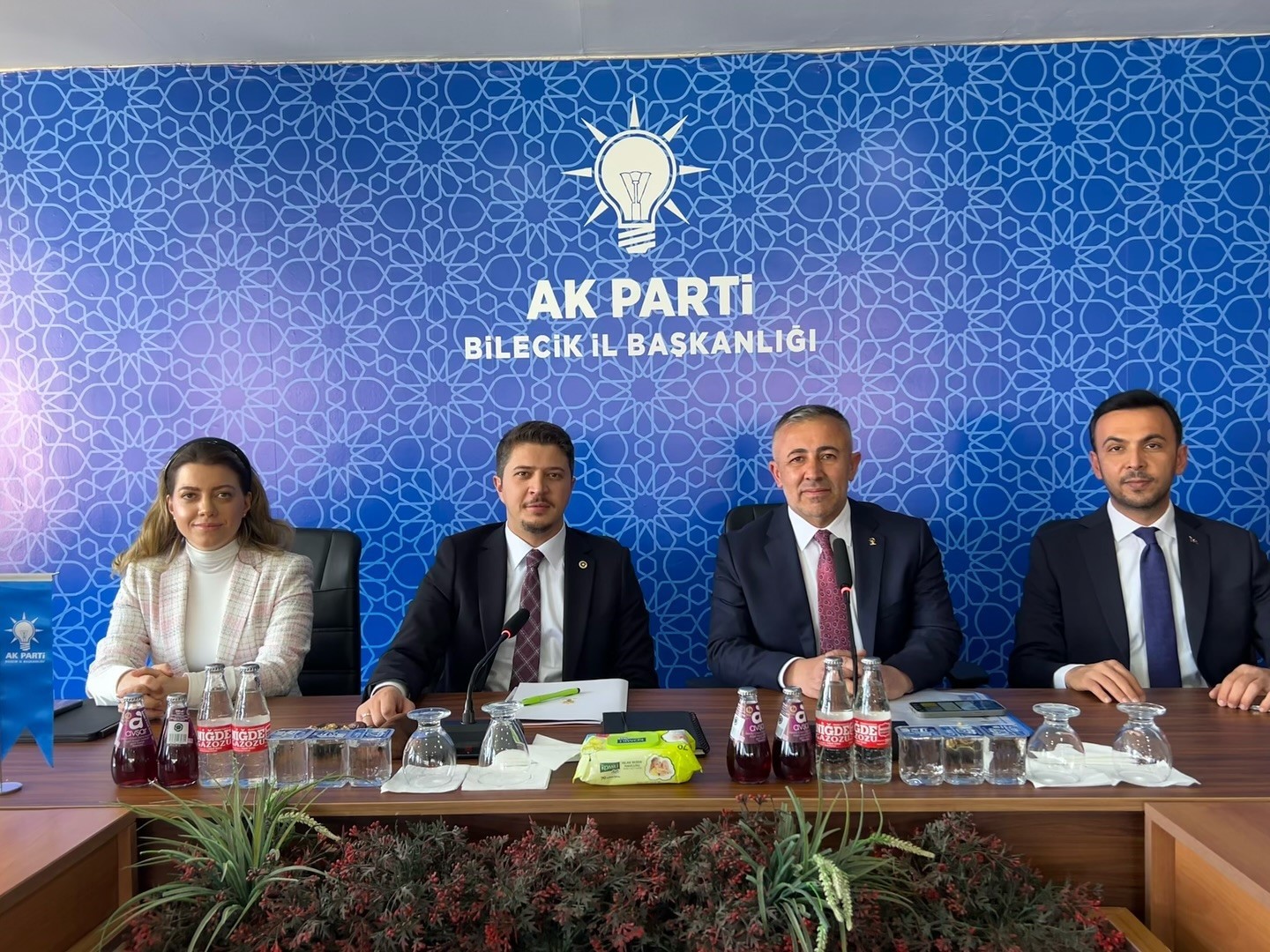 Teşkilat Başkan Yardımcısı Özboyacı Bilecikte parti çalışmalarını değerlendirdi