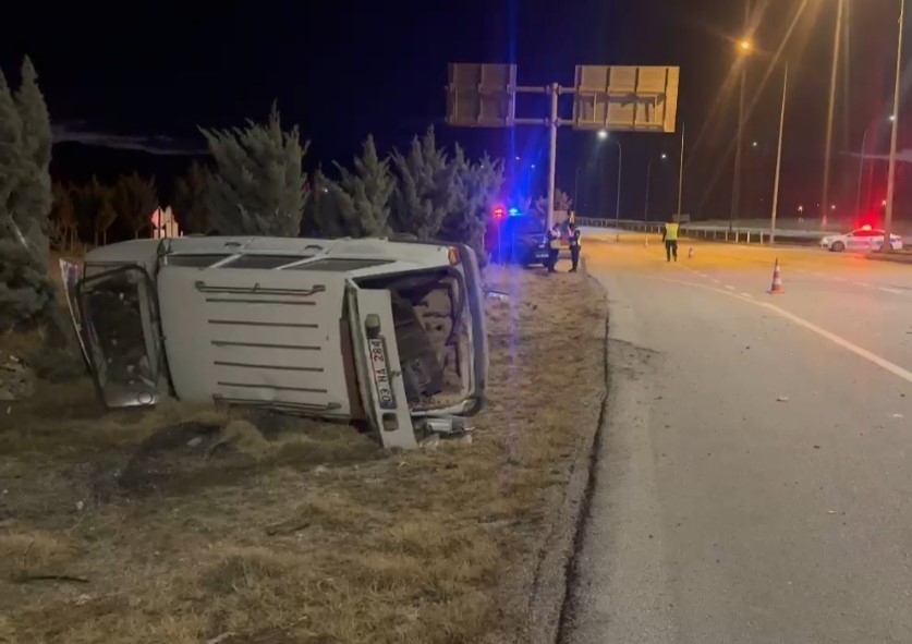 Tırla çarpışan otomobil sürücüsü ağır yaralandı
